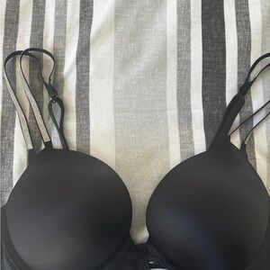 Victoria’s Secret Double Shine Strap Push Up Bra - 34B